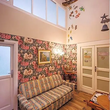 Bella 'mbriana Simona Bed & Breakfast 4*