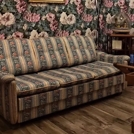 Bella 'mbriana Simona Bed & Breakfast 4*